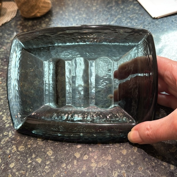 Fire & Light Recycled Glass Soap or butter dish . Greenish gray color used - Picture 3 of 5